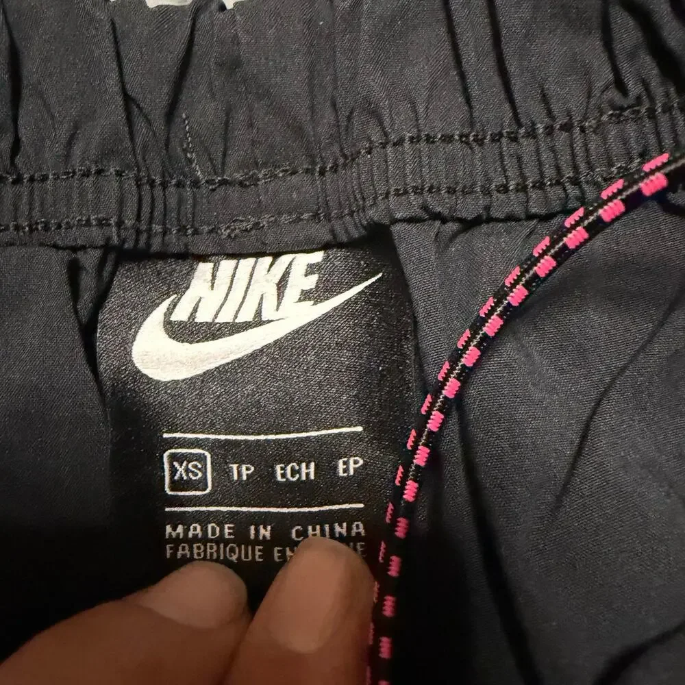Nike Sportswear Icon Clash Pants Womens XS Woven Pants Black Wide CU5979-010
